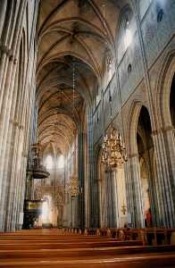 chartes.jpg (11542 bytes)